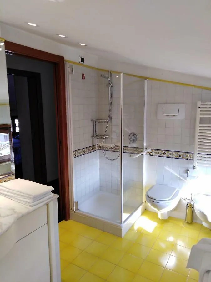 71 Via Vittorio Emanuele, VISTA LAGO E TERME Appartamento Sirmione