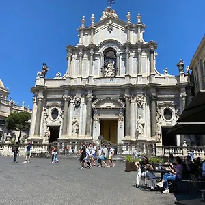 Casa Di Rita , Aeroporto di Catania Fontana Rossa Italia